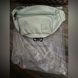 Beautiful Mint Green Crossbody Bag.  Desing bag Not Authentic alo